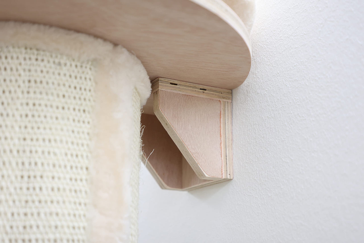 Kerbl Pet Kratzbaum Dolomit Tower, Ø38cm Höhe 187cm, beige